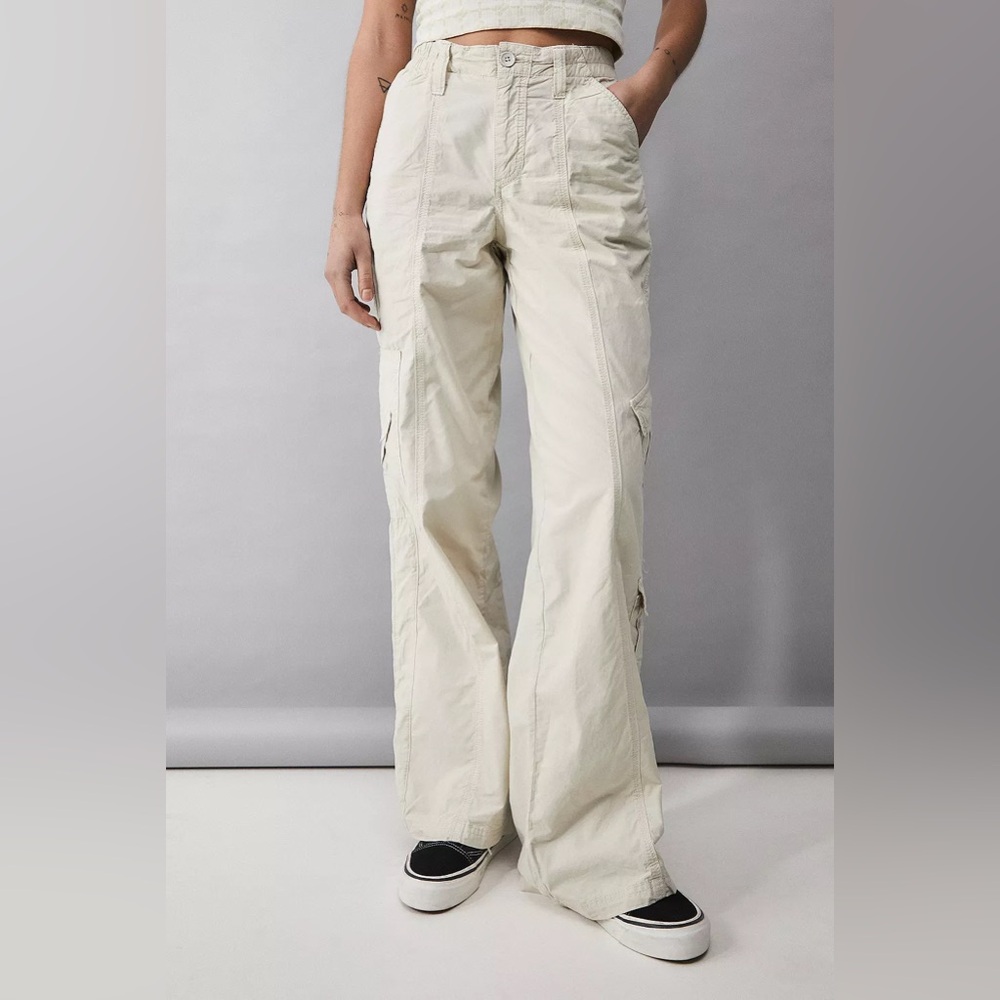 Urban Outfitters | BDG Y2K Low-Rise Cargo Pants in Cream Size W27 Utility Goth